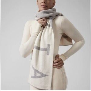 Athleta Daily Knit Wool Cashmere Scarf, Heather Gray and Seasalt, NWOT